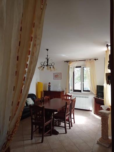 Valdiveltrica Villa Mondavio Екстериор снимка